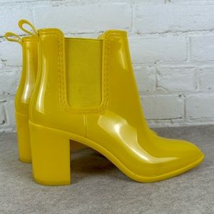 Jeffrey Campbell Hurricane Block Heel Chelsea Boot Yellow Shiny Women’s Size 8